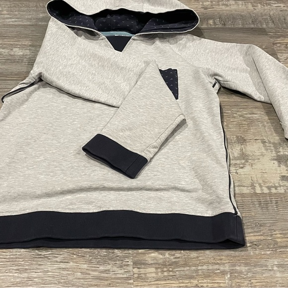 Armani hoodies, junior 12yo - Picture 5 of 6